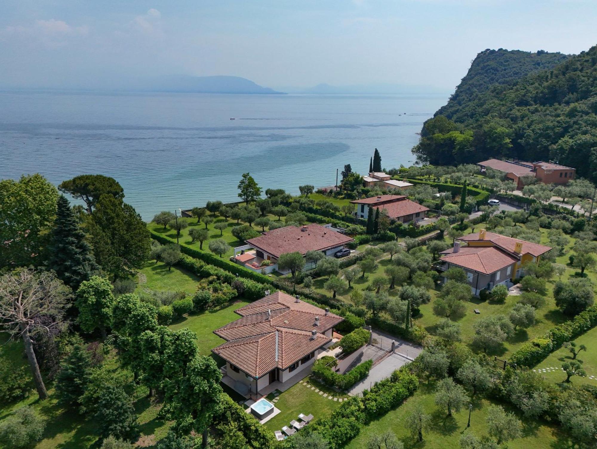 Villa Giulia Manerba del Garda Eksteriør billede